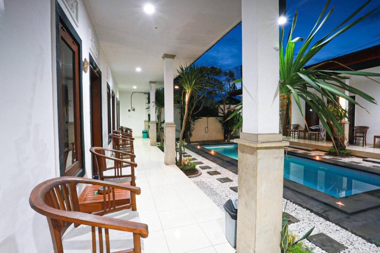 Adi Guest House Canggu Екстериор снимка