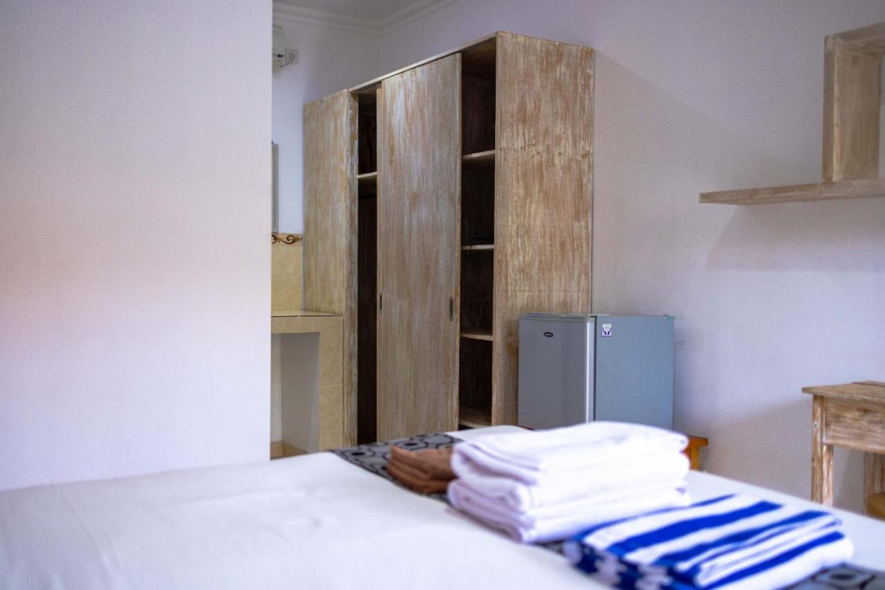 Adi Guest House Canggu Екстериор снимка
